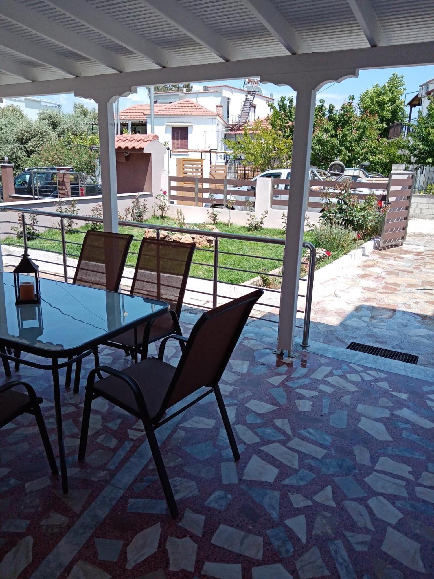 Roses 2 Apartment Skala Sotiros Exterior photo